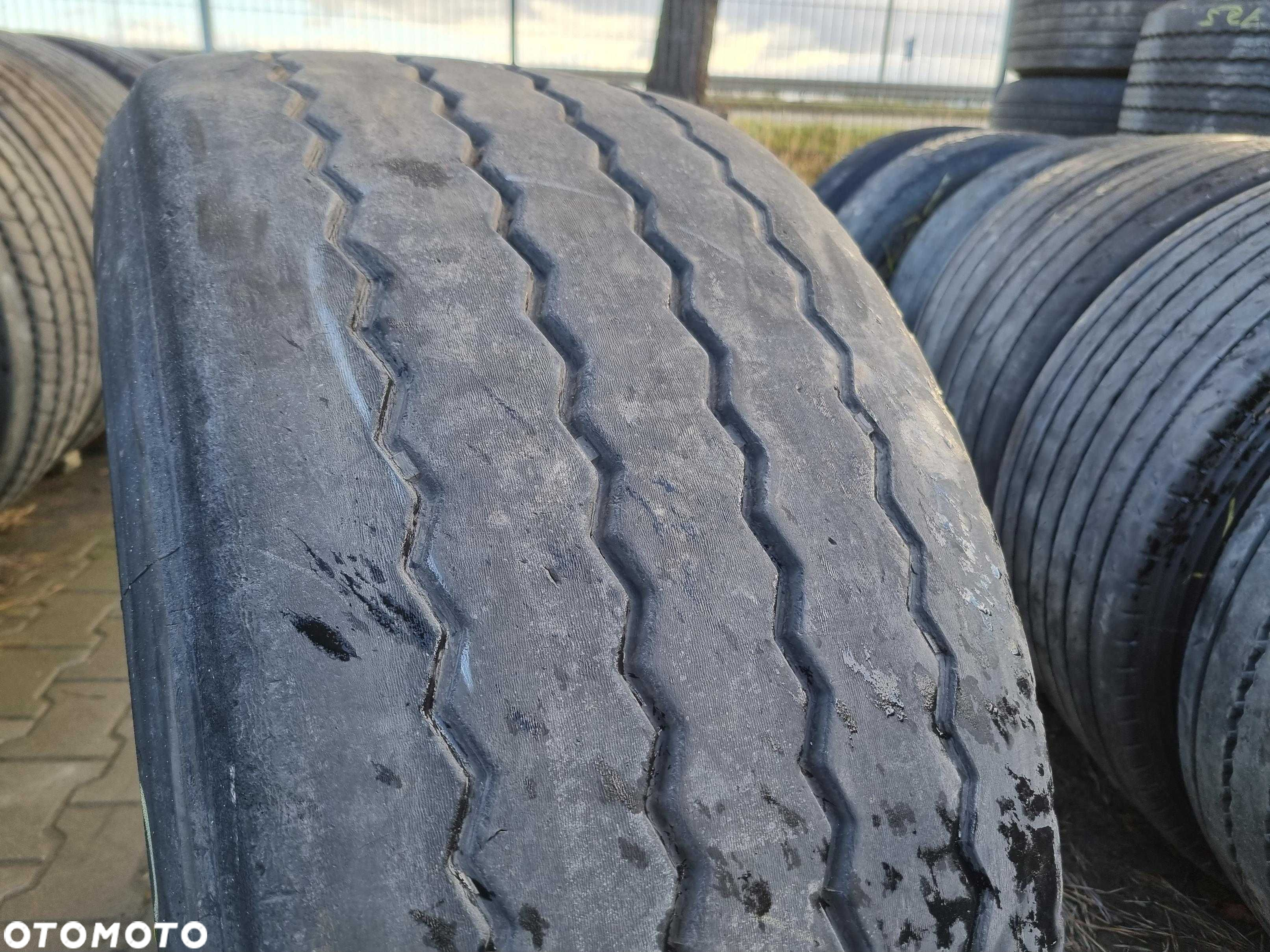 385/55R19.5 Opona DOUBLE COIN RR905 4-8mm Naczepa RR 905 - 2