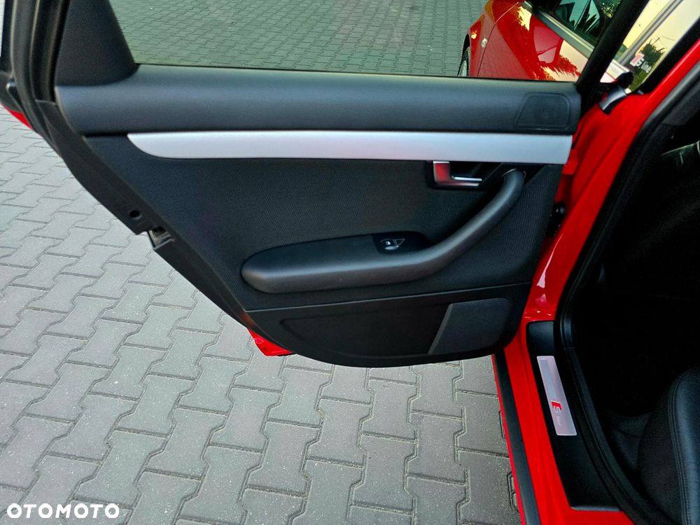 Audi A4 Avant 1.8T Quattro - 18