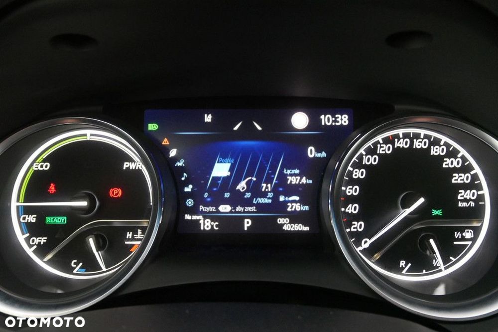 Toyota Camry 2.5 Hybrid Comfort CVT - 9