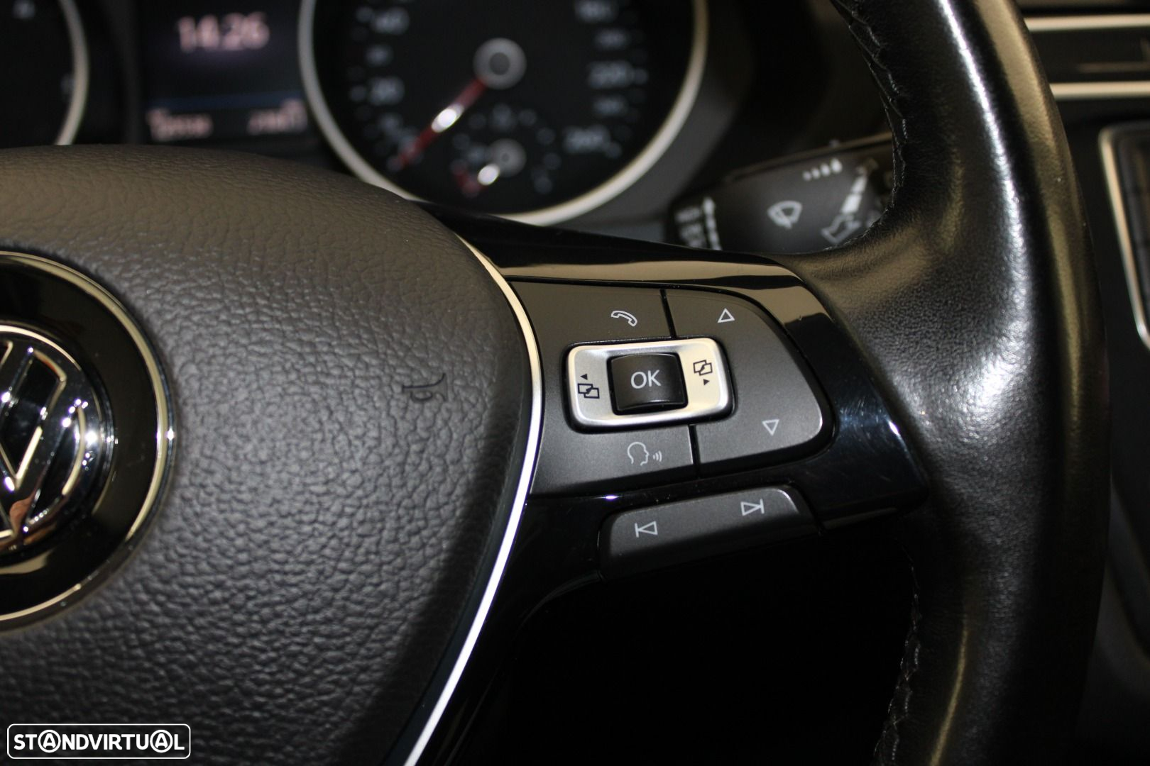 VW Tiguan 2.0 TDI Confortline - 12
