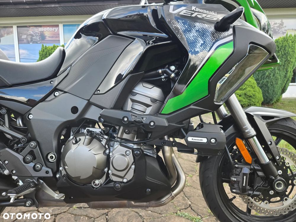 Kawasaki Versys 1000 - 25
