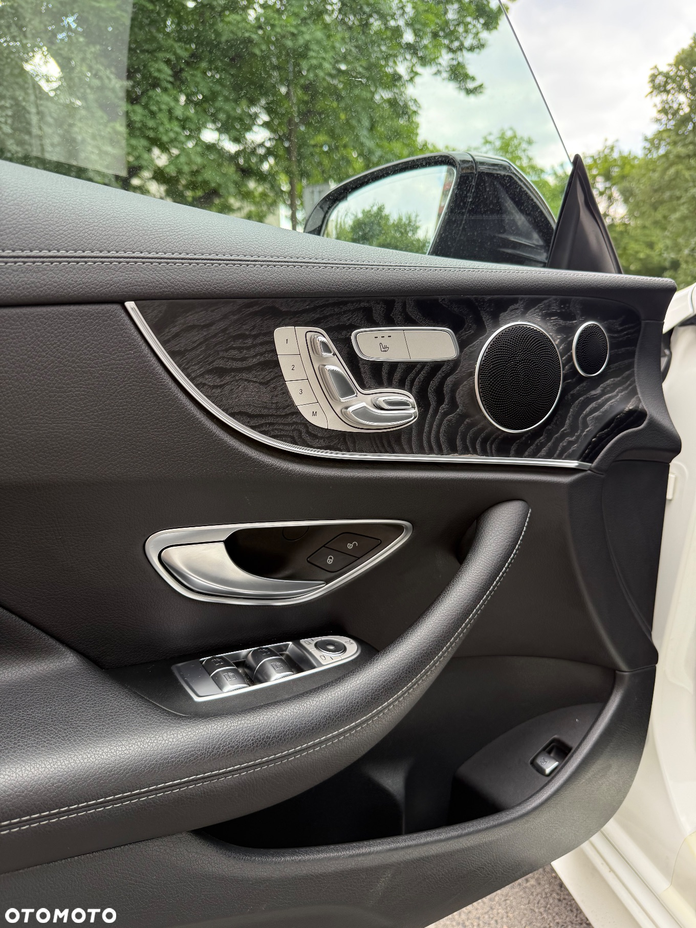 Mercedes-Benz Klasa E 220 d Coupe 4-Matic 9G-TRONIC - 10