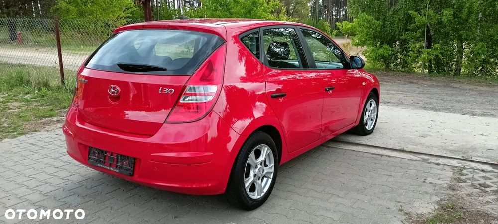 Hyundai i30 1.4 Comfort - 18