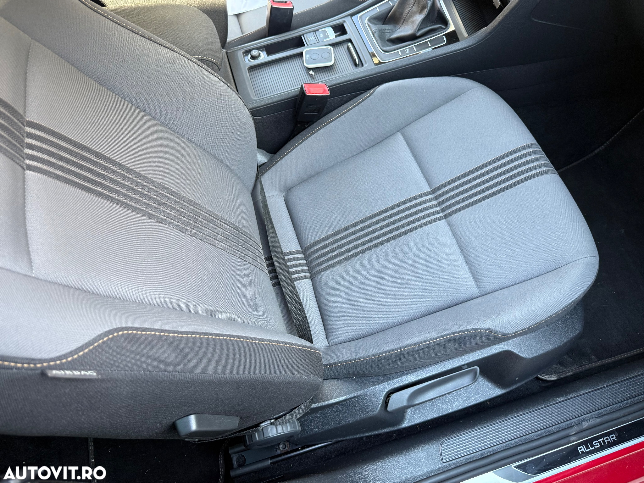 Volkswagen Golf 1.4 TSI BlueMotion Technology Allstar - 4