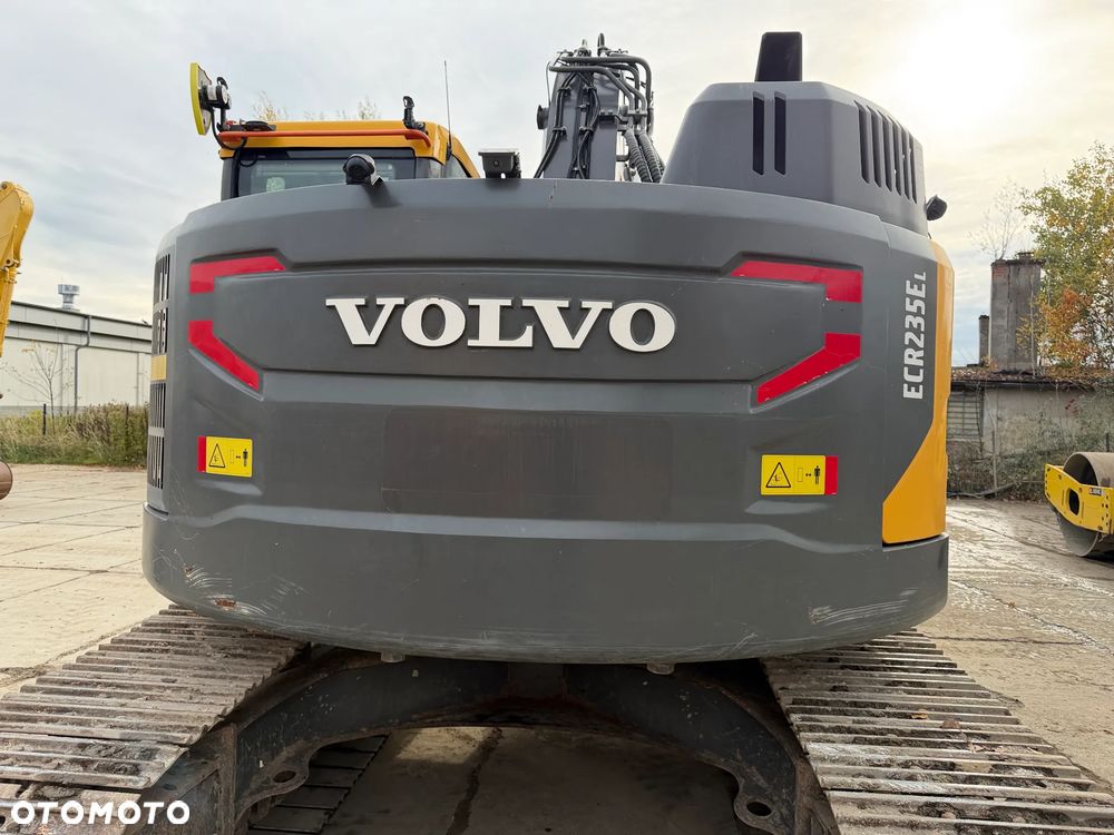 Volvo ECR 235 EL - 22