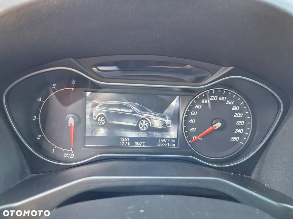 Ford Mondeo - 12