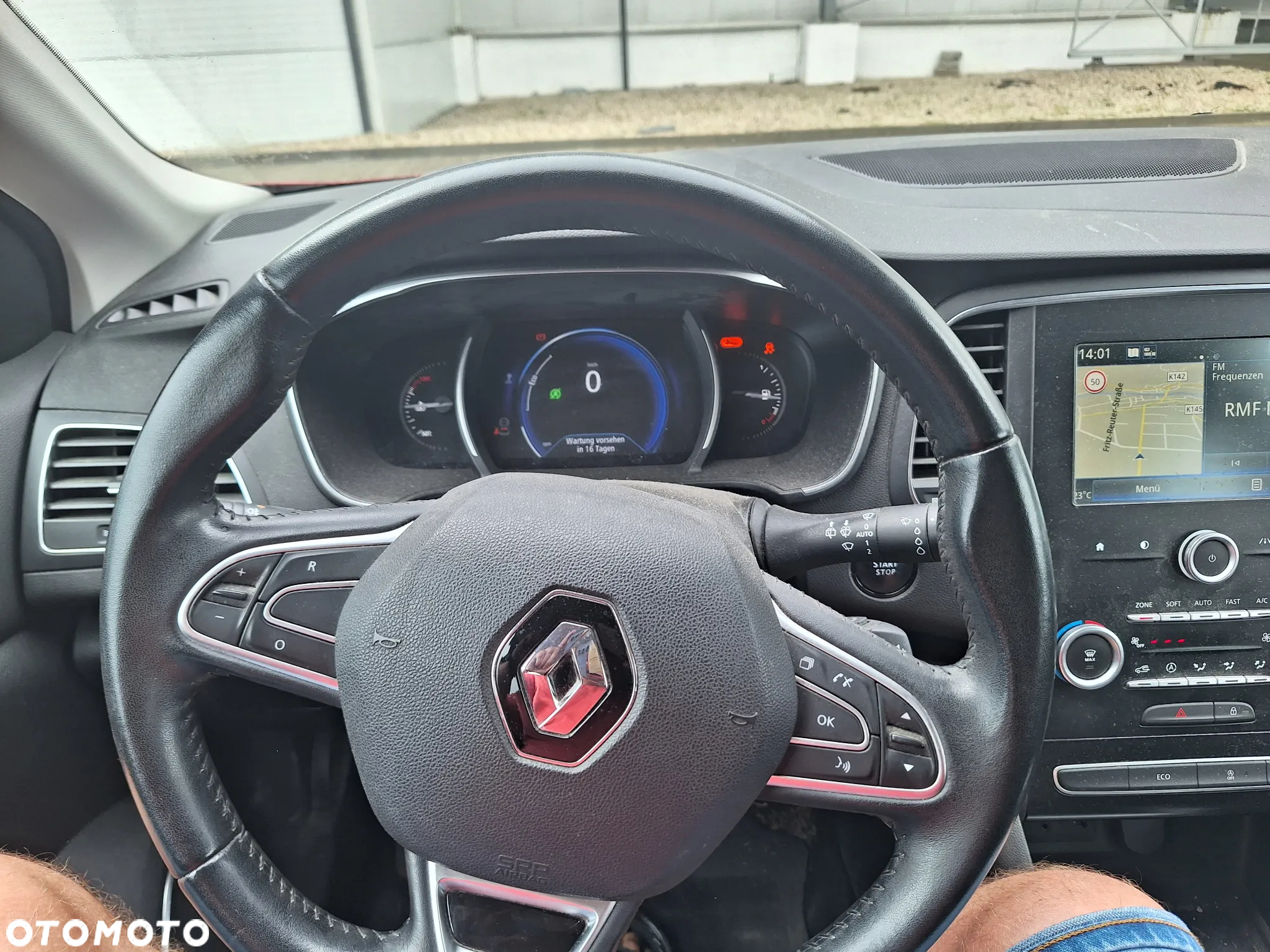 Renault Megane ENERGY TCe 100 INTENS - 13