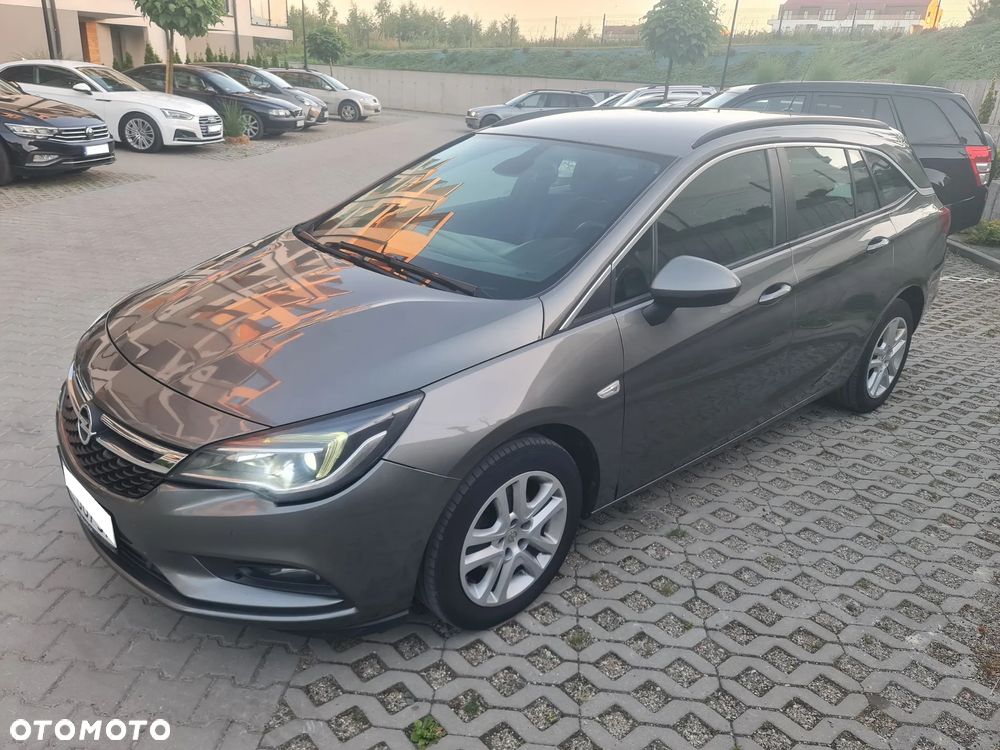 Opel Astra - 1