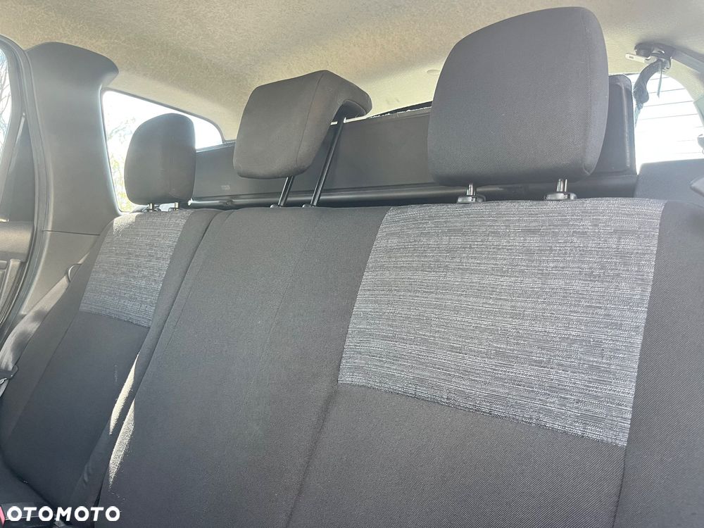 Dacia Duster 1.6 SL Delsey 4x4 - 28