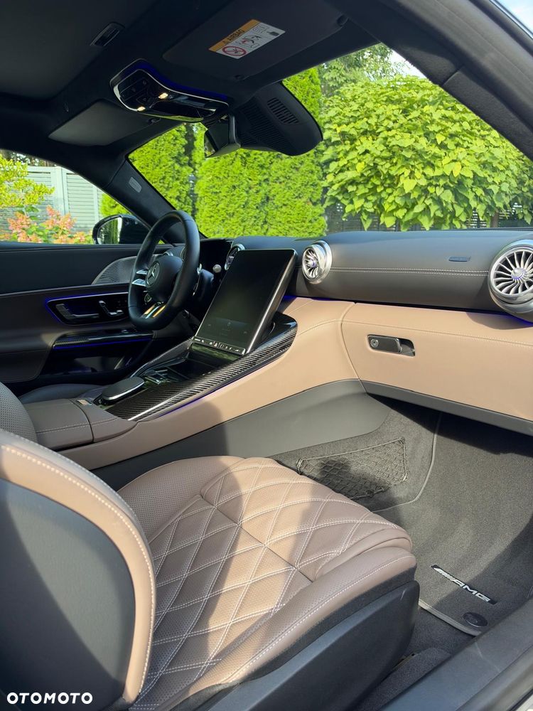 Mercedes-Benz AMG GT 63 4Matic+ - 16