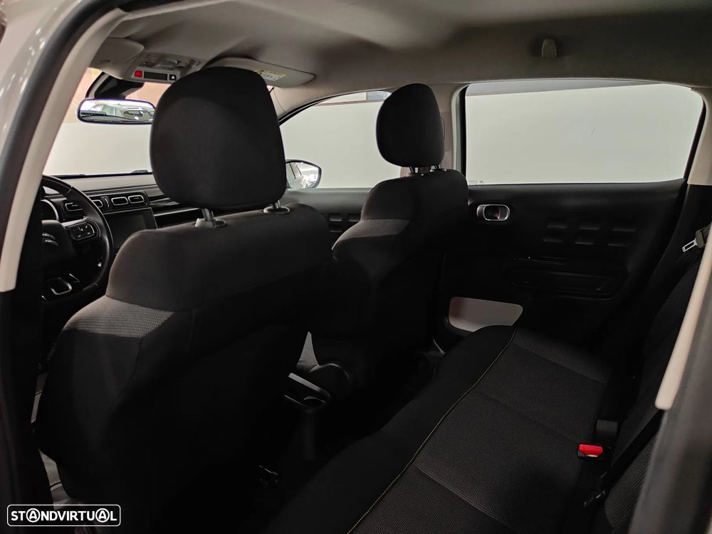 Citroën C3 1.2 PureTech Shine EAT6 - 35