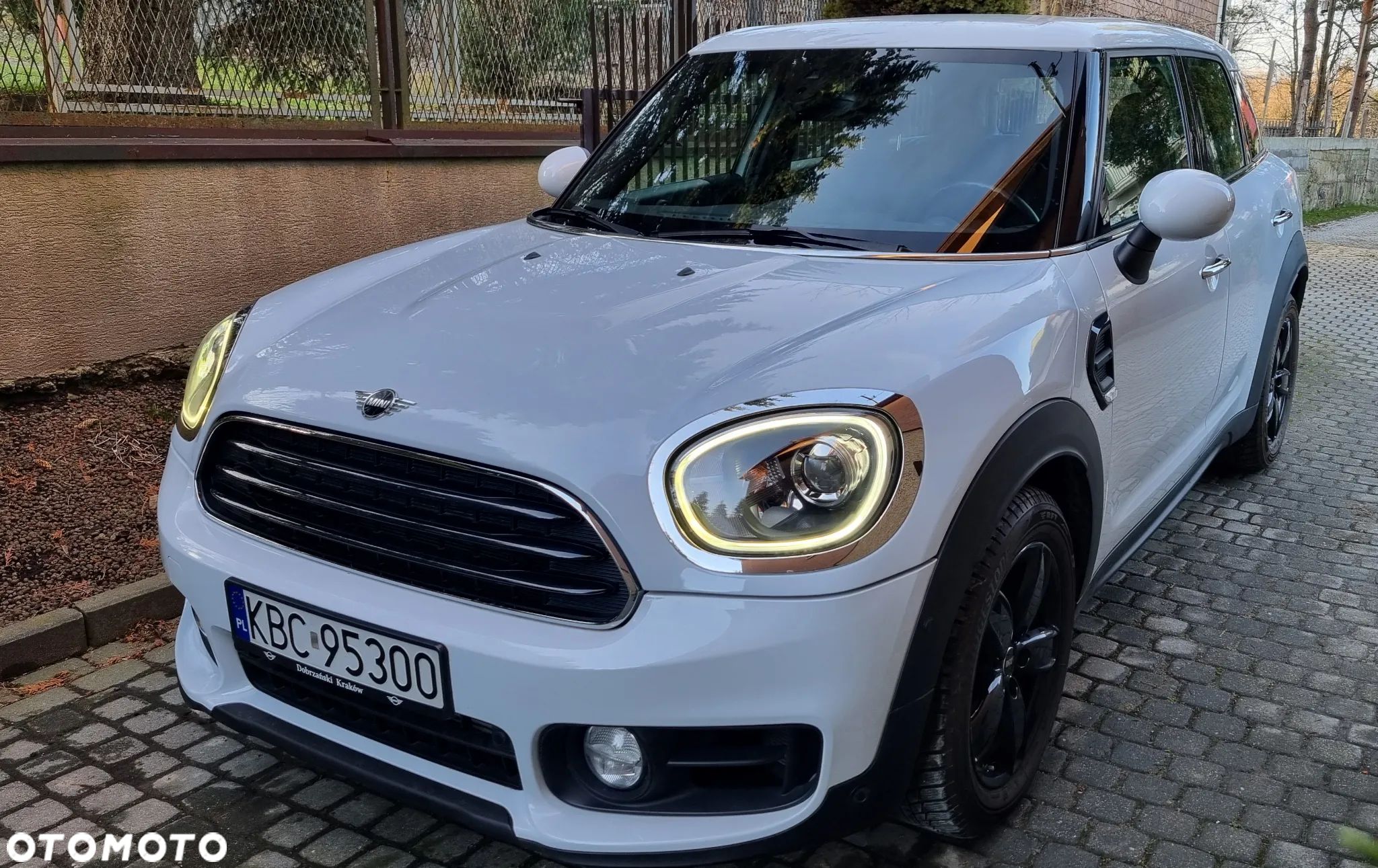 MINI Countryman - 1