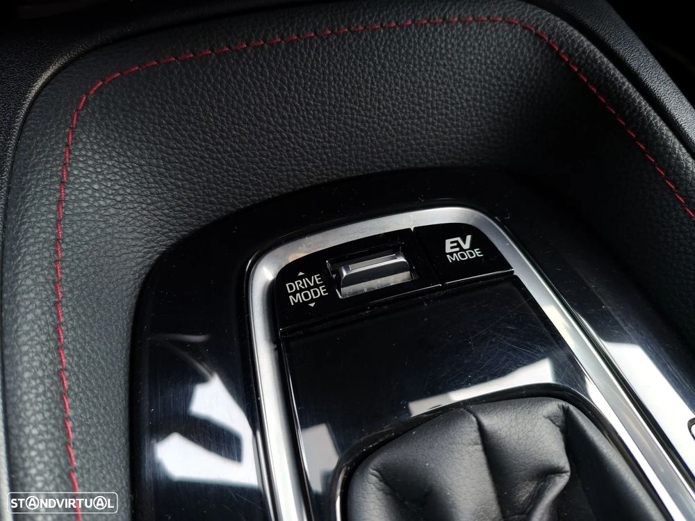 Toyota Corolla Touring Sports 1.8 Hybrid Exclusive - 21