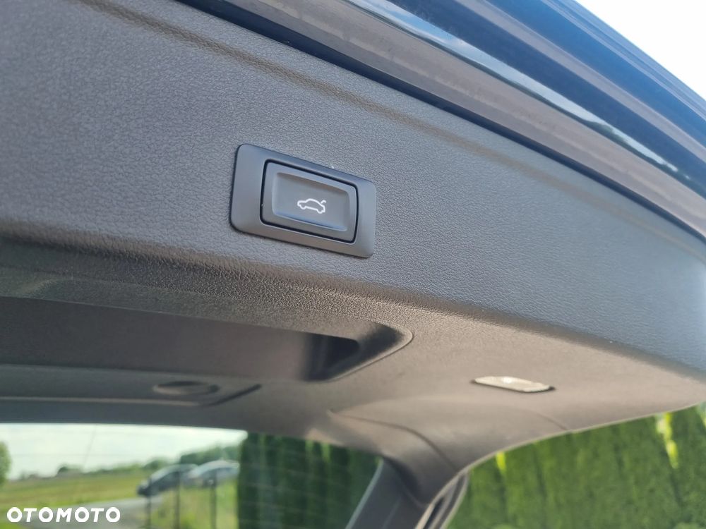Audi A4 Avant 35 TDI S tronic - 13