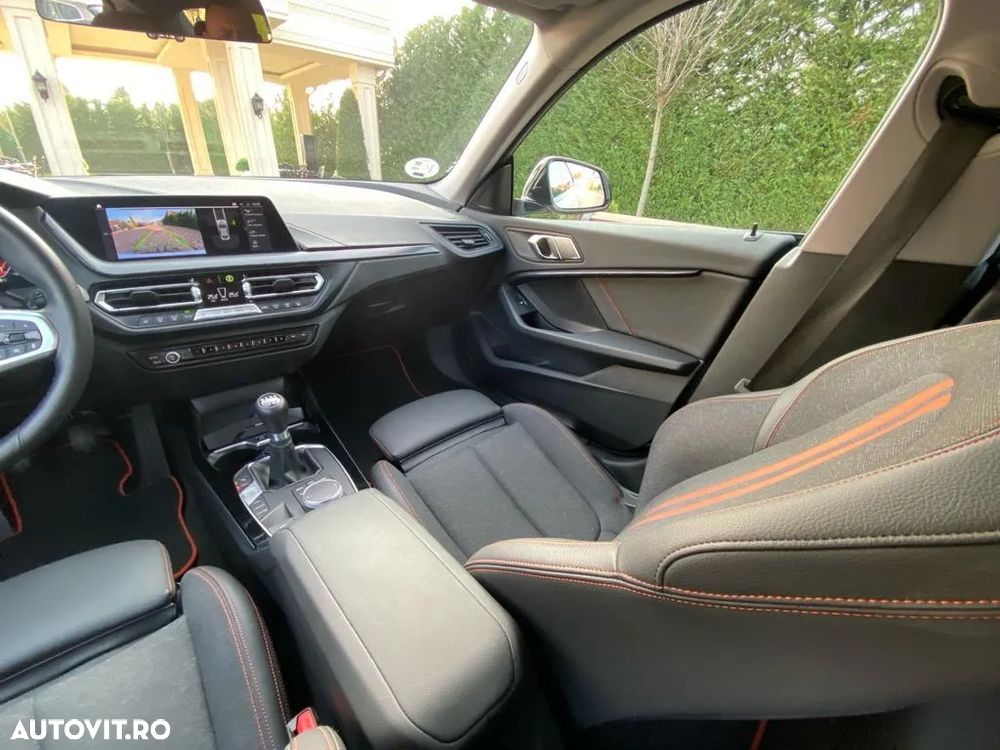 BMW Seria 2 218i Active Tourer M Sport - 16