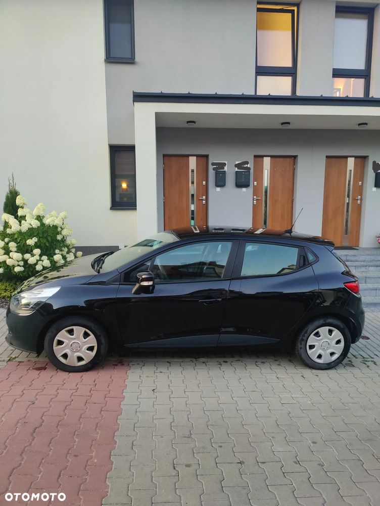 Renault Clio 1.2 16V Life - 4