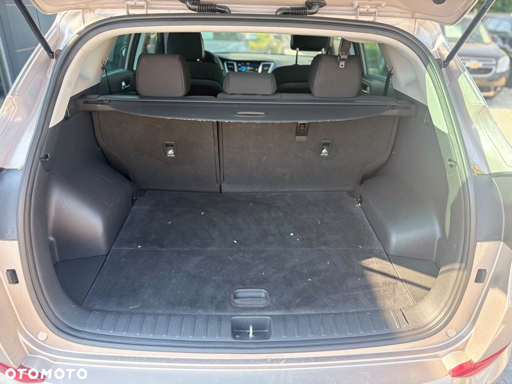 Hyundai Tucson blue 1.6 GDi 2WD Classic - 13