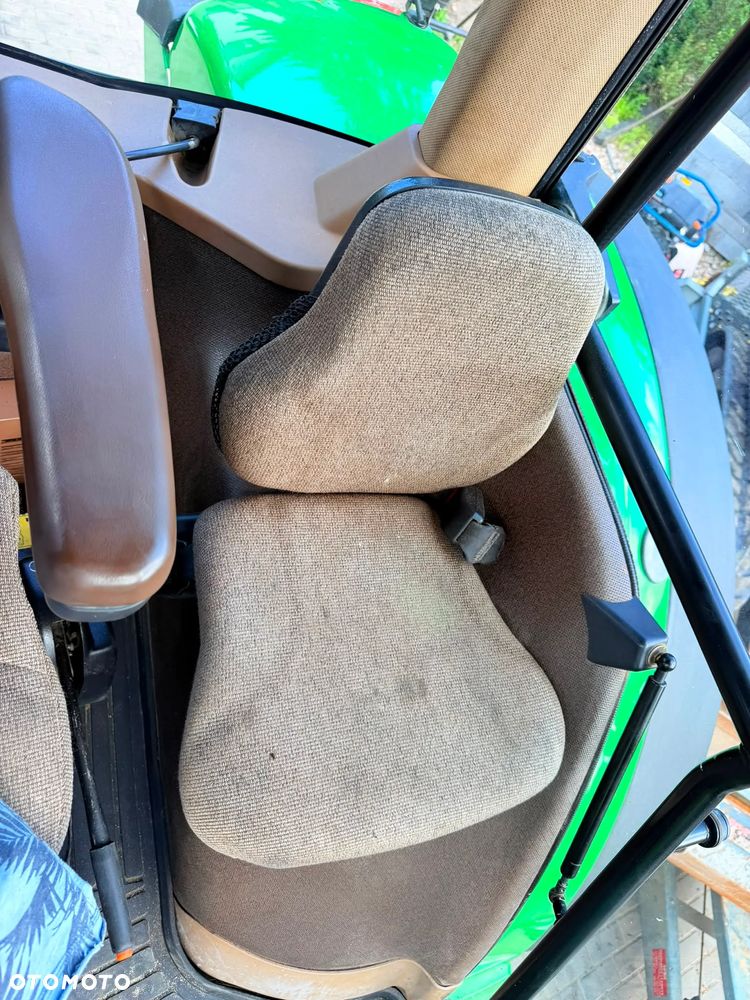 John Deere 8220 - 24