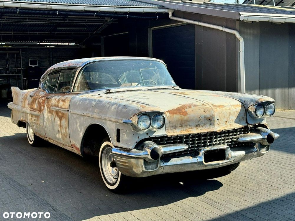 Cadillac Inny - 3