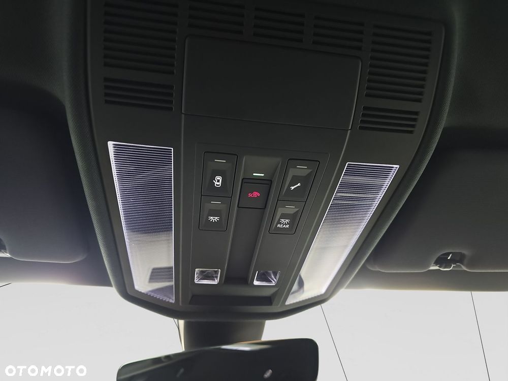 Volkswagen Touareg 3.0 V6 TDI 4Motion R-Line - 17