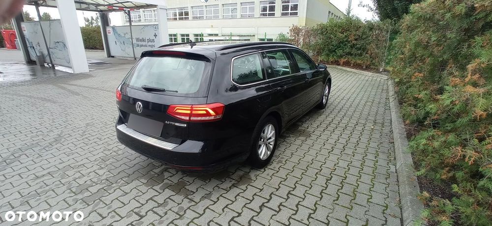 Volkswagen Passat Variant - 8