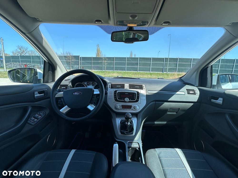 Ford Kuga 2.0 TDCi Titanium - 33