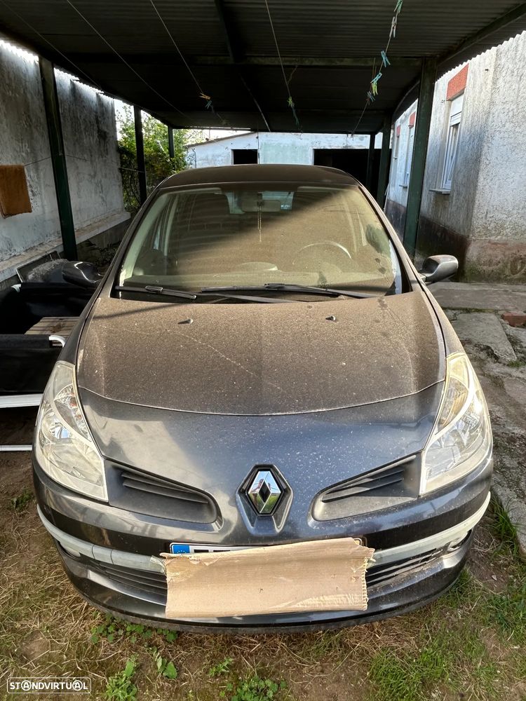 Renault Clio 1.2 16V Dynamique S - 24
