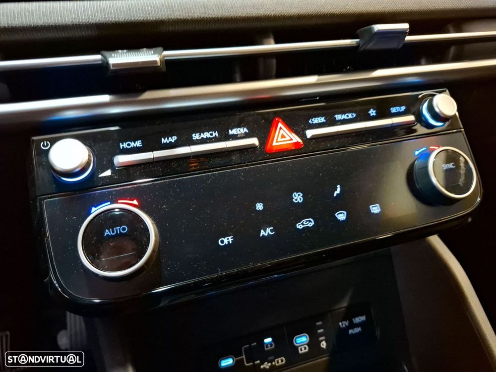 Hyundai Tucson 1.6 T-GDi Premium — fotografia 20