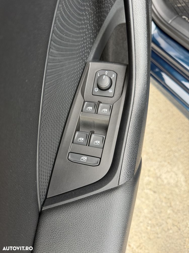 Skoda Octavia 2.0 TDI DSG Style - 25