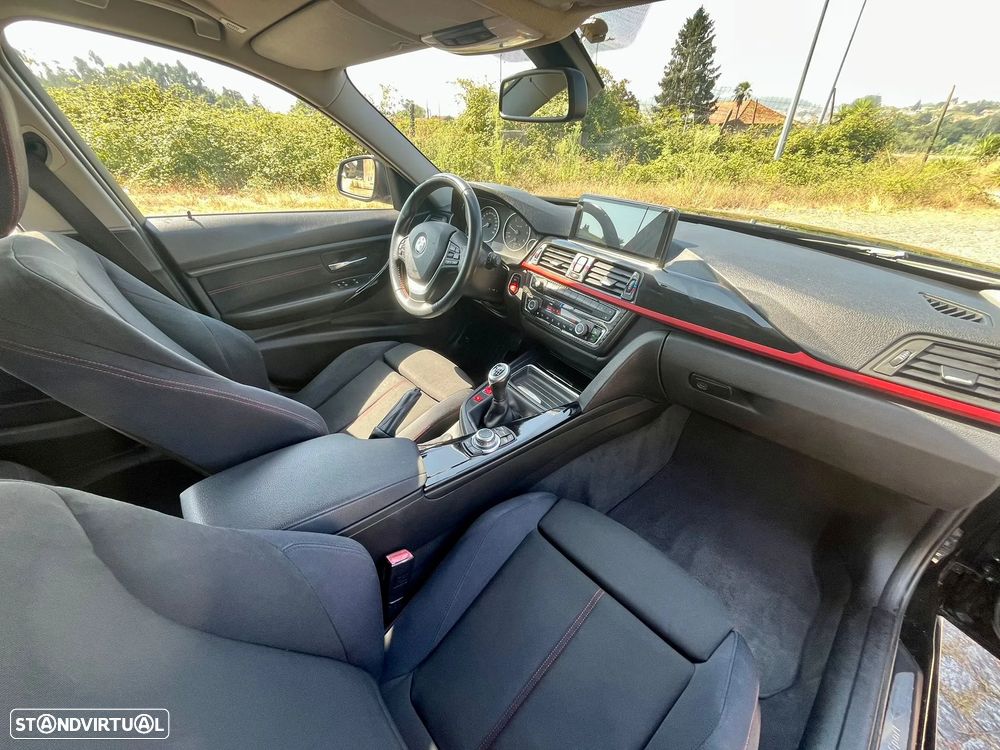 BMW 320 d Line Sport - 11