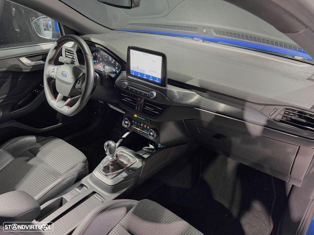 Ford Focus SW 1.0 EcoBoost ST-Line X - 47