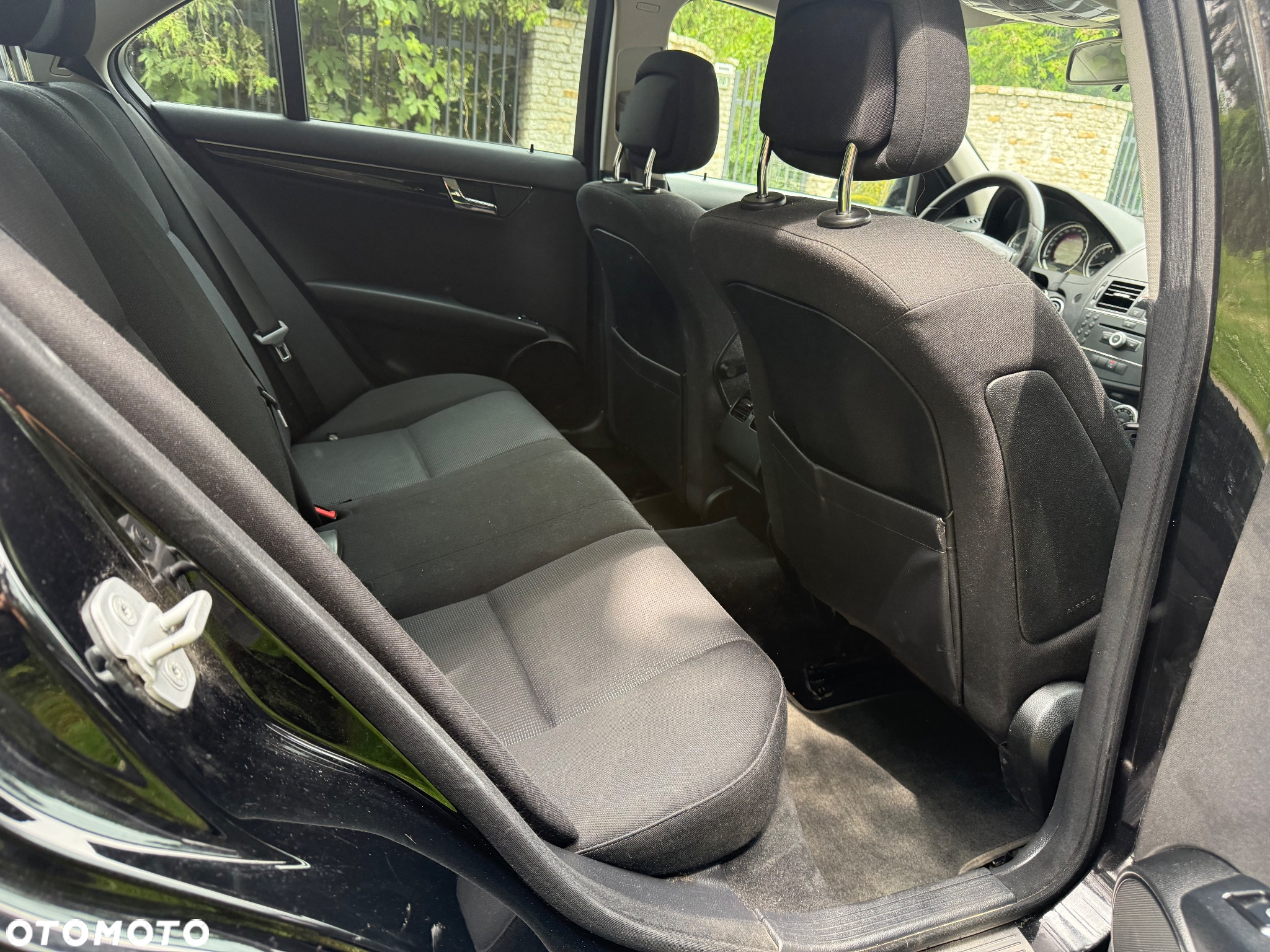 Mercedes-Benz Klasa C 180 BlueEFFICIENCY 7G-TRONIC Elegance - 11