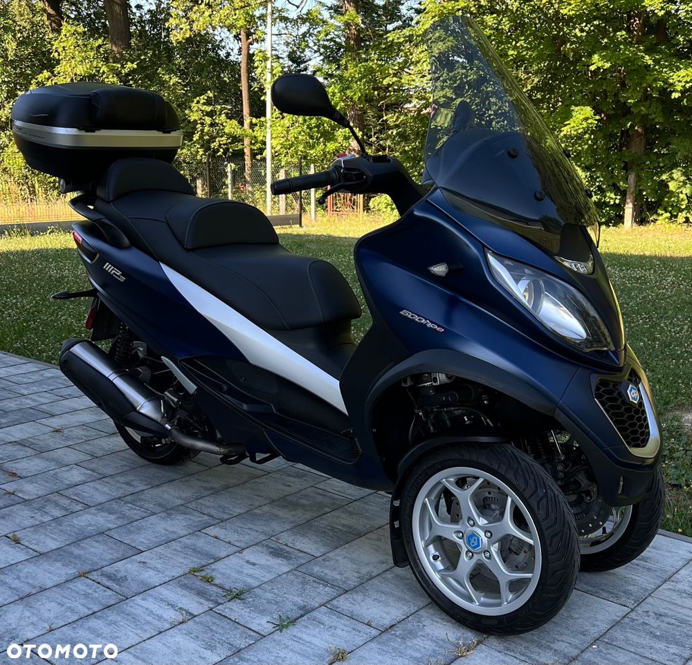 Piaggio MP-3 - 7