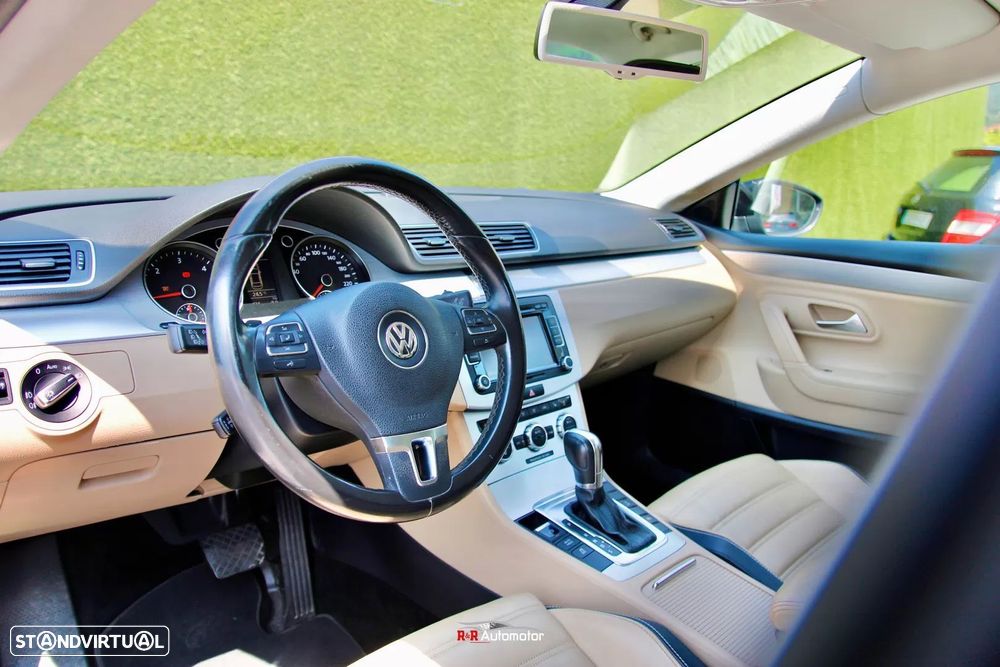 VW Passat CC 2.0 TDi BlueMotion DSG - 41