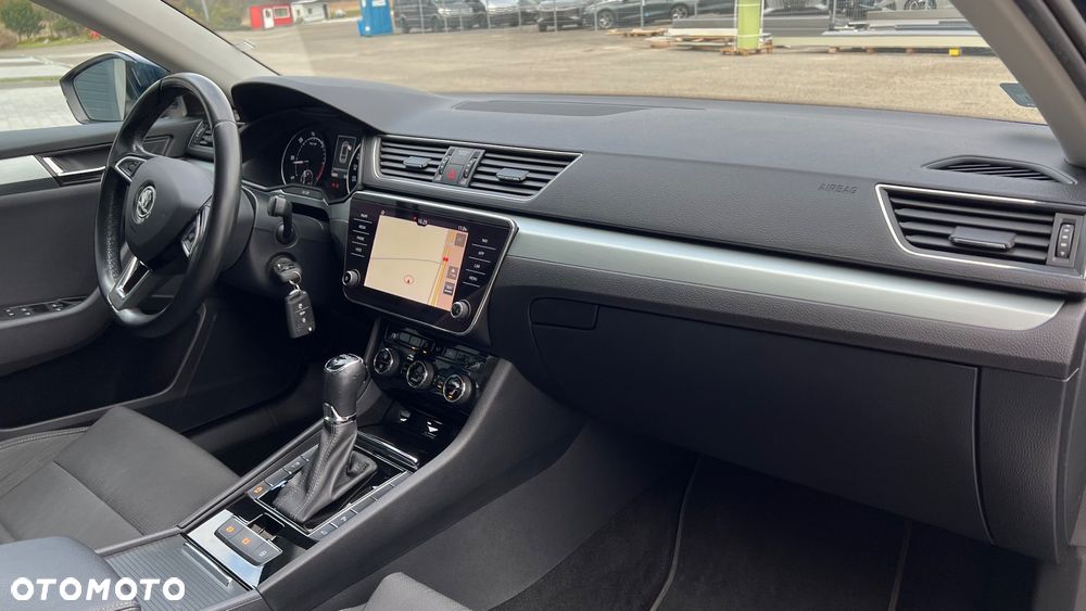 Skoda Superb 2.0 TDI Ambition DSG - 15