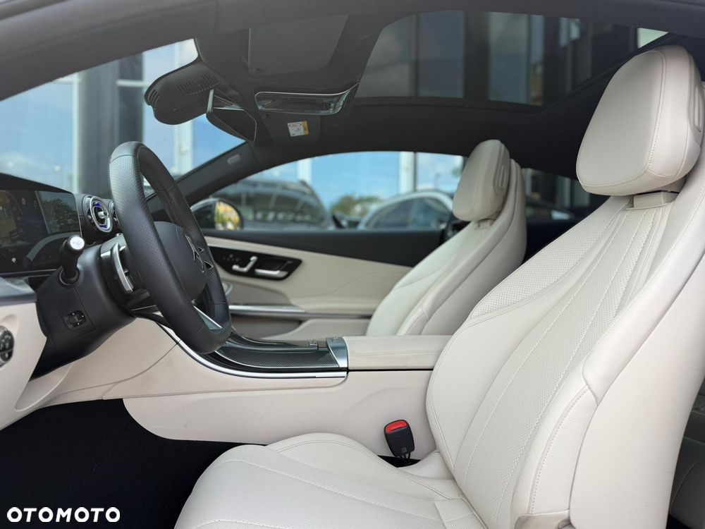 Mercedes-Benz CLE 300 e 9G-TRONIC Edition AMG Line - 14