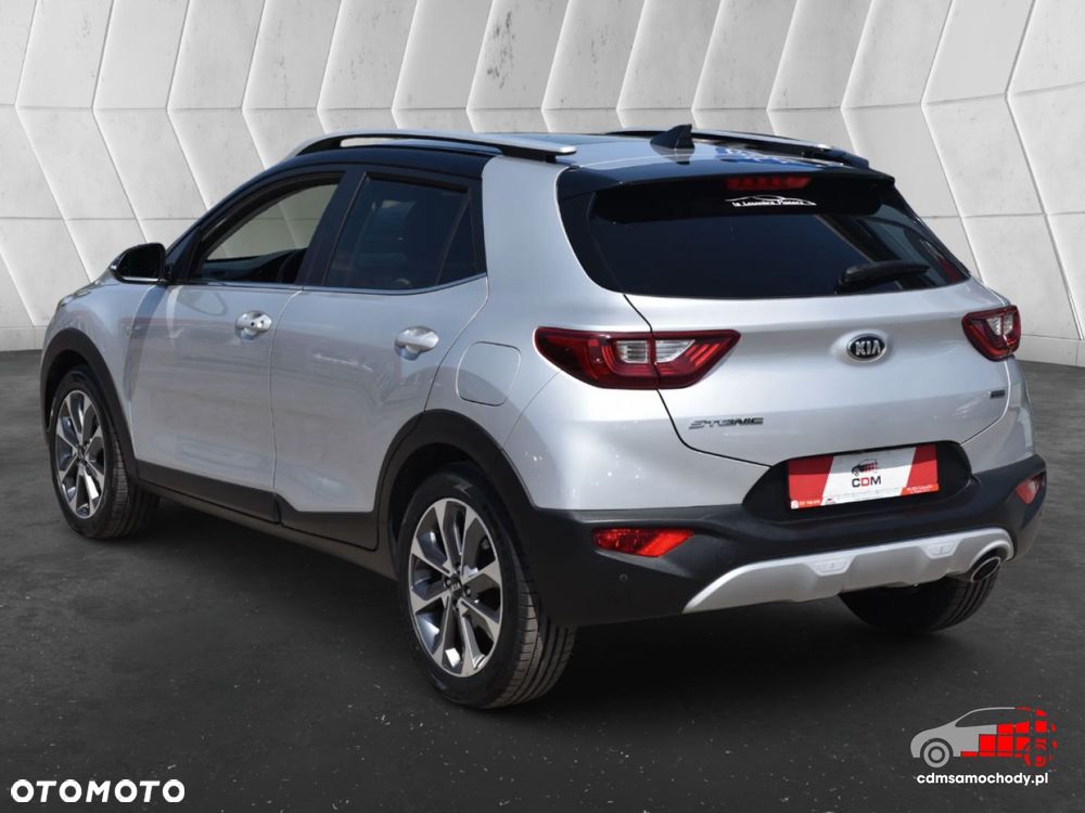 Kia Stonic - 8