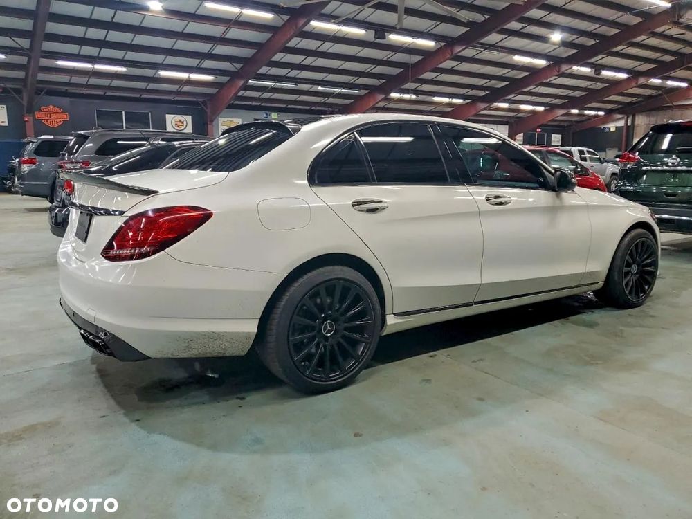 Mercedes-Benz Klasa C - 4