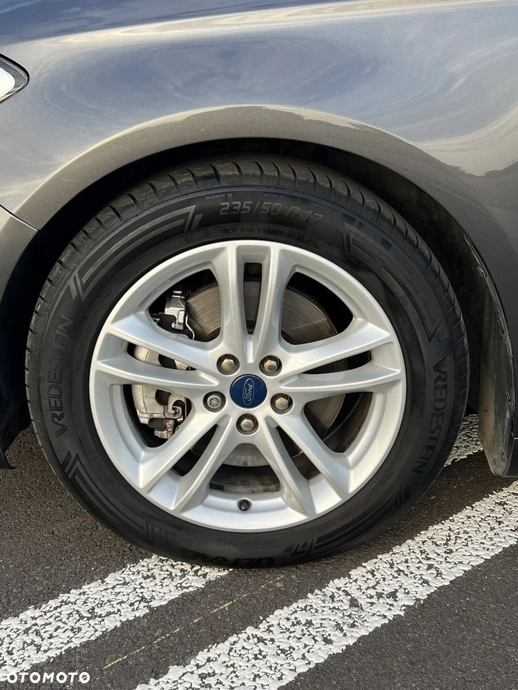Ford Mondeo 2.0 TDCi Titanium PowerShift - 11