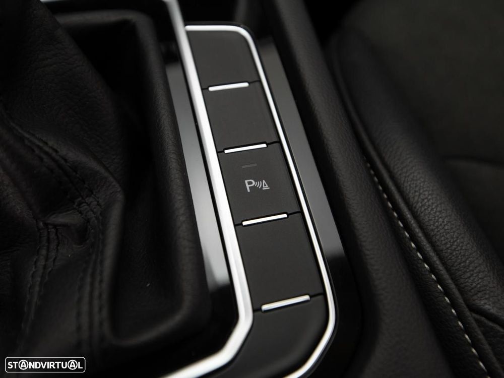 VW Arteon 2.0 TDI Elegance DSG - 22