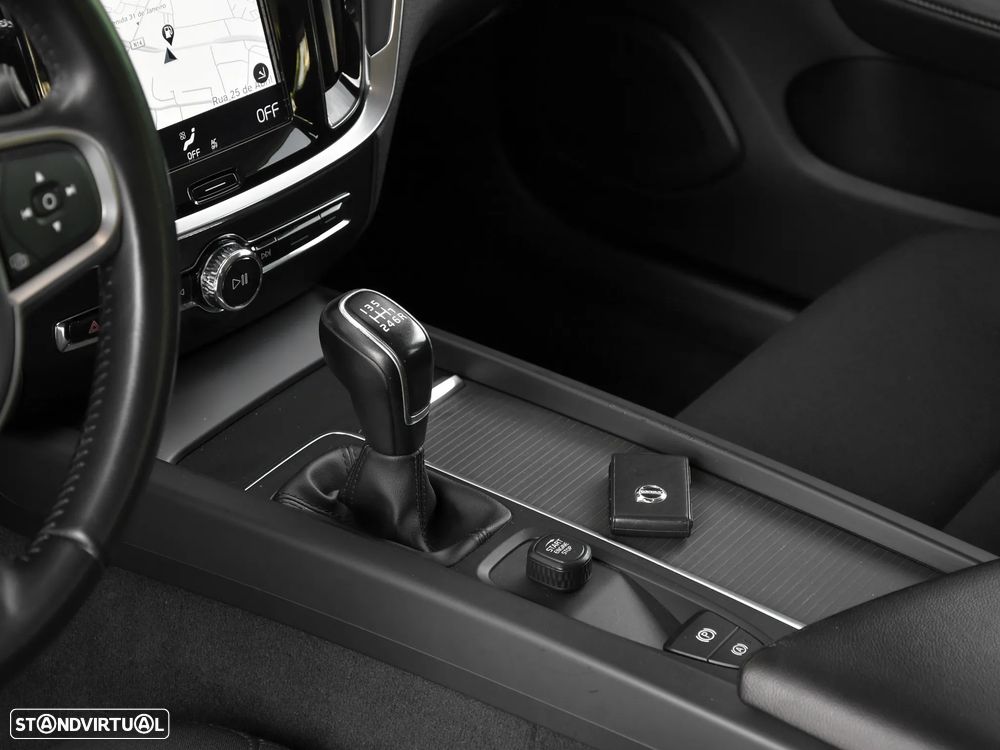 Volvo V60 2.0 D3 - 13