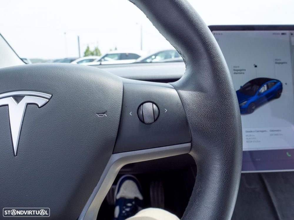 Tesla Model 3 Long-Range Dual Motor AWD - 29