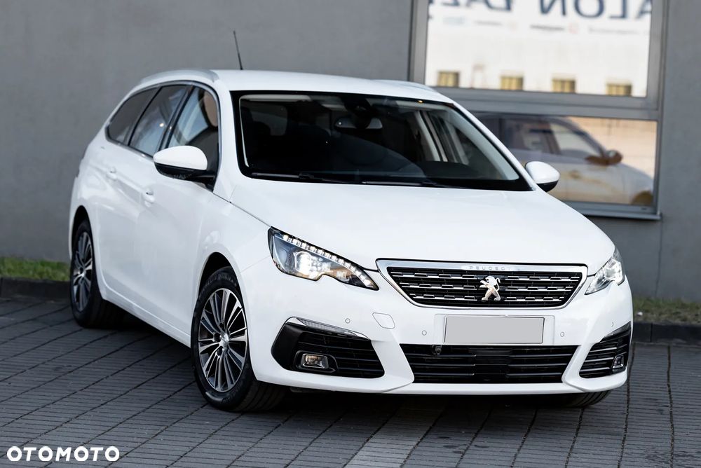 Peugeot 308 PureTech 130 GPF EAT8 Stop & Start Allure - 13