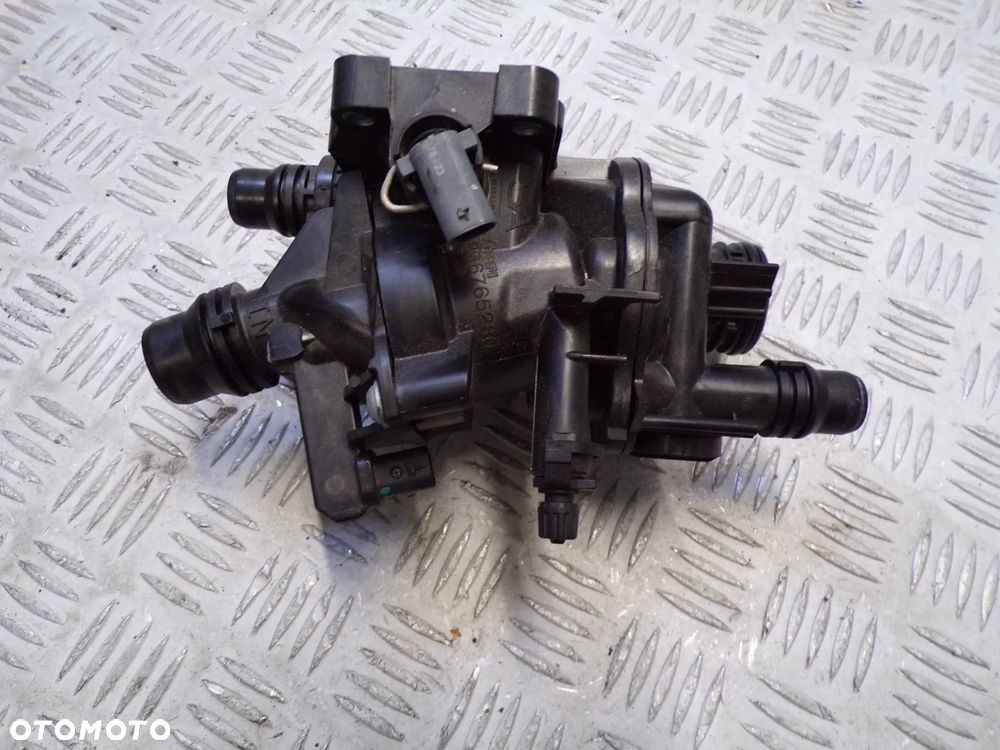 TERMOSTAT OBUDOWA OPEL MOKKA B II 1.2 T - 2