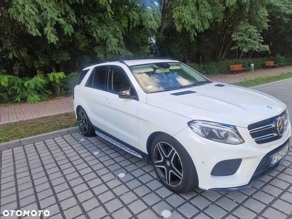 Mercedes-Benz GLE 350 d 4-Matic - 2