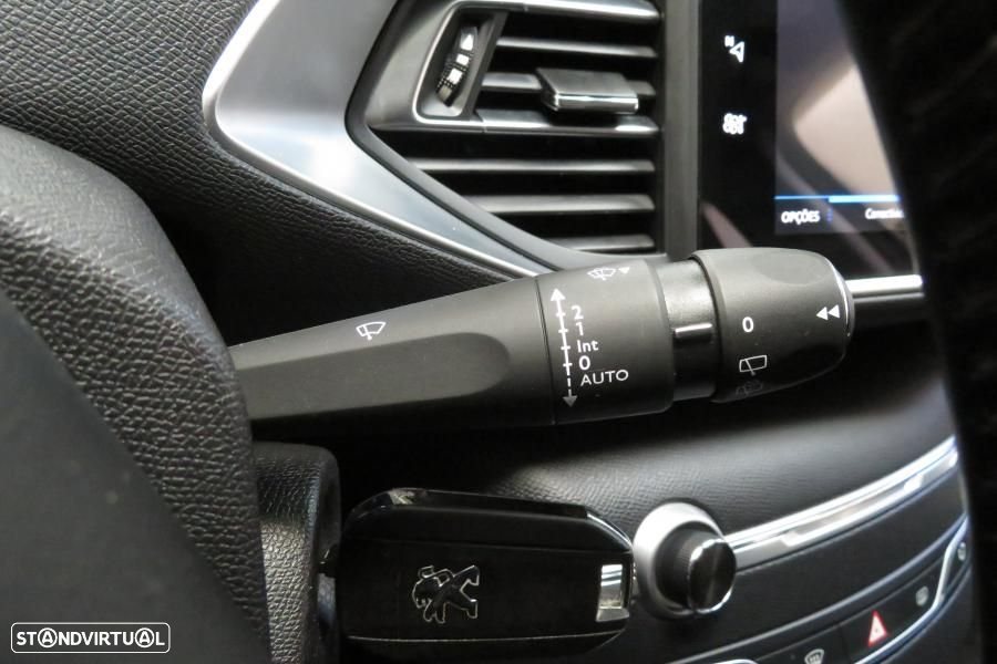 Peugeot 308 SW 1.5 BlueHDi Style - 29