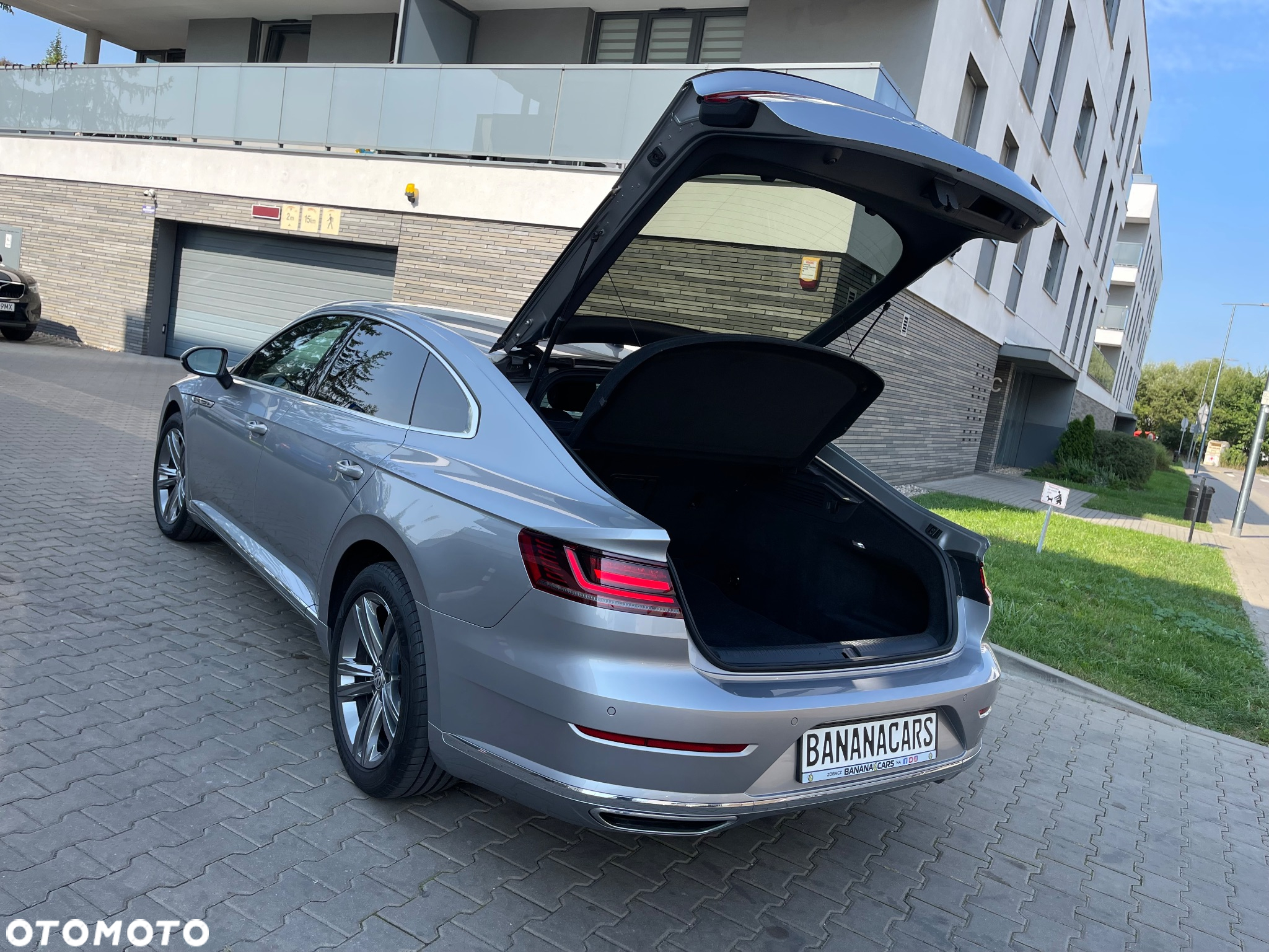 Volkswagen Arteon 2.0 TDI SCR Essence - 24