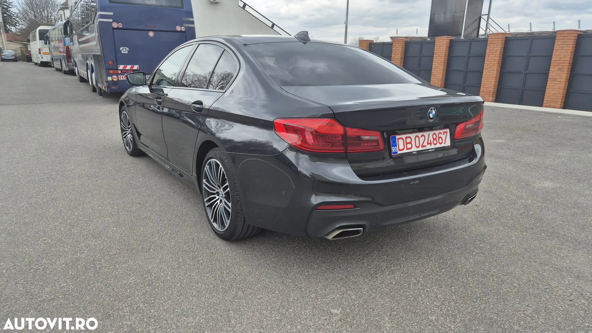 BMW Seria 5 530d xDrive AT MHEV - 6