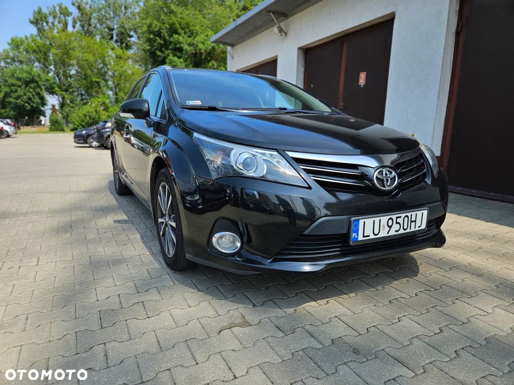 Toyota Avensis 2.0 D-4D Premium - 1