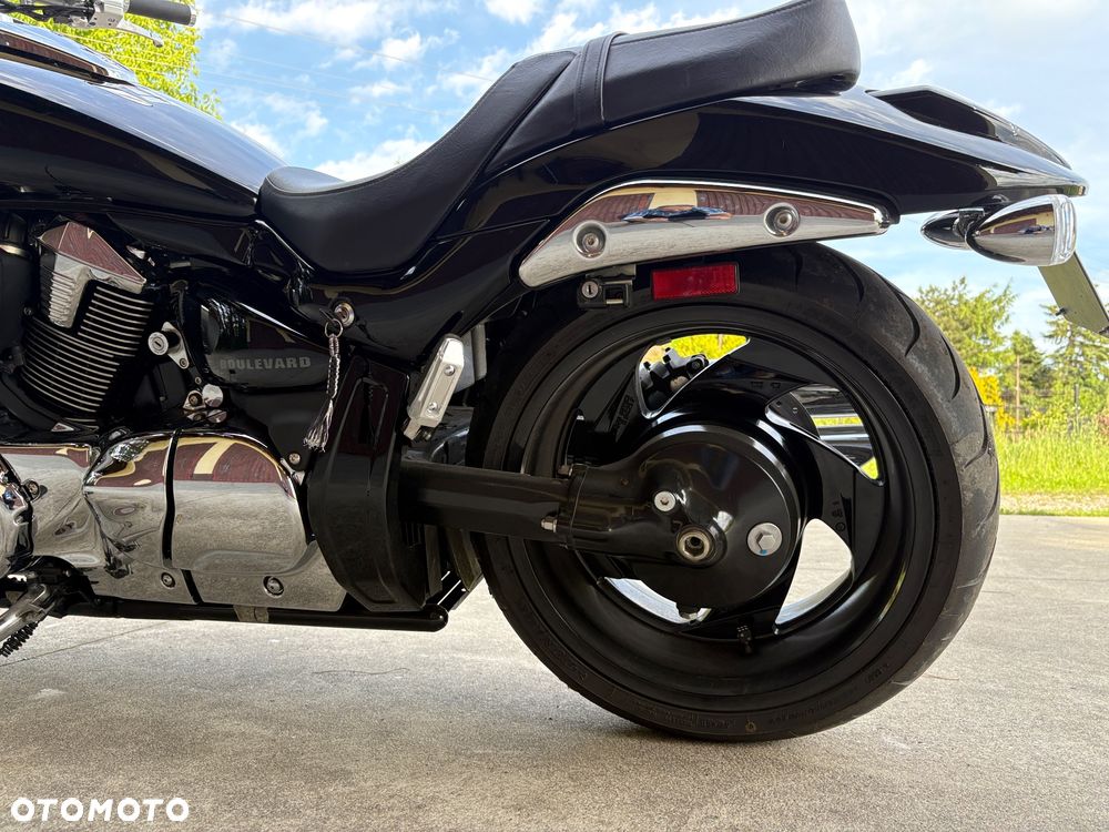 Suzuki Boulevard - 10